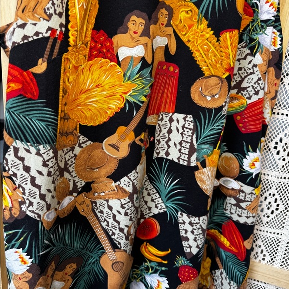 Hilo Hattie Aloha Hawaiian dress - Picture 5 of 9